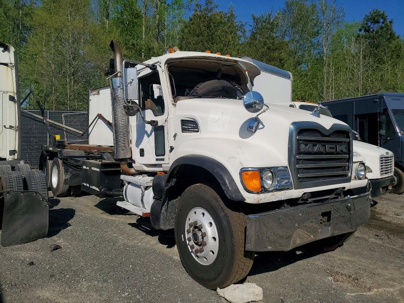Aukcja sprzedaży 2002 Mack 700 Cv700, vin: 1M2AG11C42M001884, numer aukcji: 95513775
