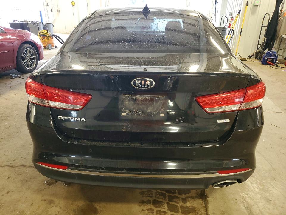 2017 Kia Optima მანქანა იყიდება აუქციონზე, vin: 5XXGT4L19HG129656, აუქციონის ნომერი: 51160226