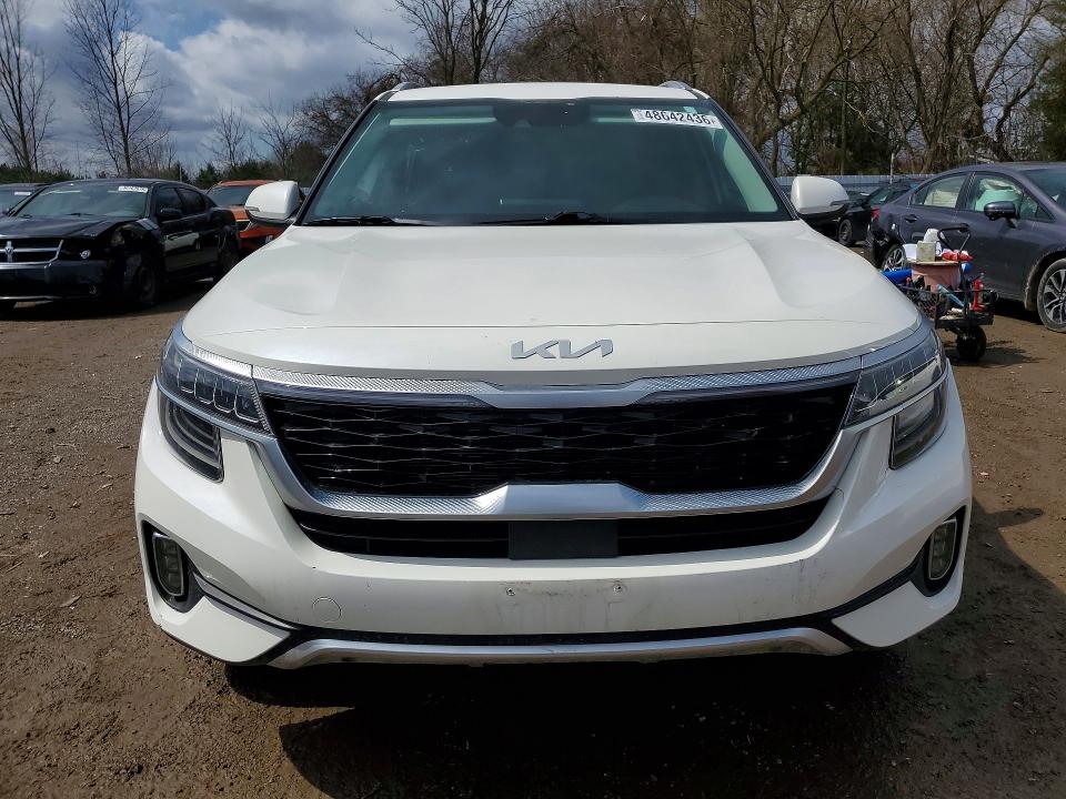 Продажа на аукционе авто 2023 Kia Seltos, vin: KNDERCAA5P7399770, номер лота: 48642436