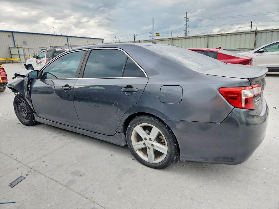 50247416 :رقم المزاد ، 4T1BF1FK7CU079178 vin ، 2012 Toyota Camry مزاد بيع
