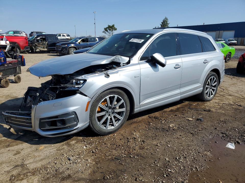 2018 Audi Q7 მანქანა იყიდება აუქციონზე, vin: WA1VAAF7XJD011718, აუქციონის ნომერი: 50117226