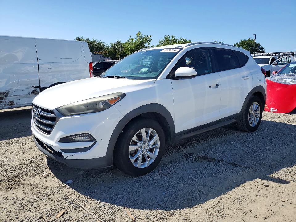 51874686 :رقم المزاد ، KM8J33A48GU034233 vin ، 2016 Hyundai Tucson مزاد بيع