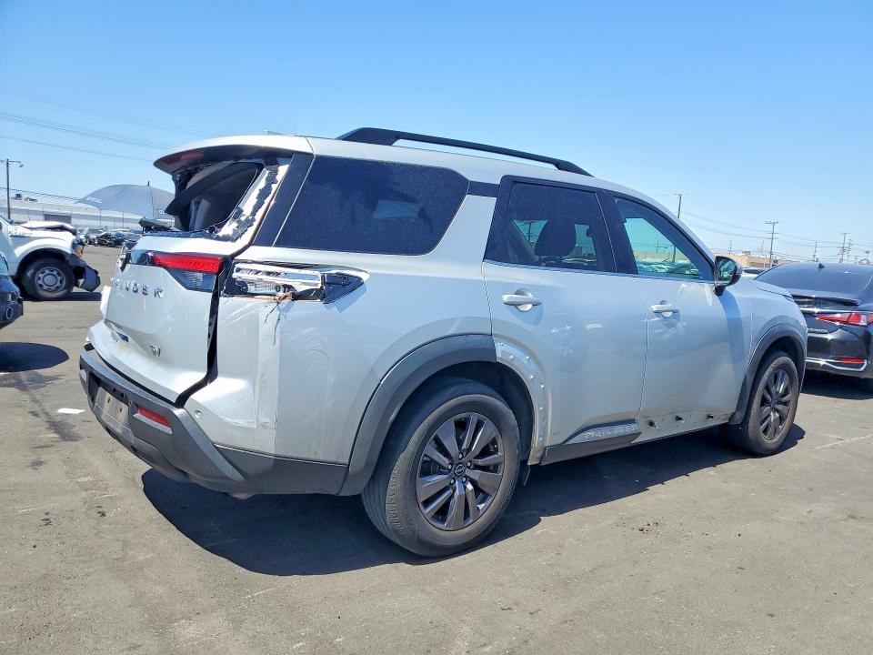 51717146 :رقم المزاد ، 5N1DR3BA2NC228338 vin ، 2022 Nissan Pathfinder مزاد بيع