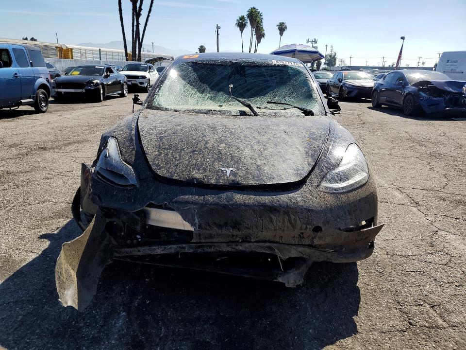 Продажа на аукционе авто 2023 Tesla Model 3, vin: 5YJ3E1EAXPF705244, номер лота: 49277726