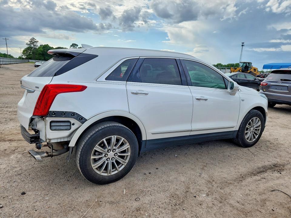 48301876 :رقم المزاد ، 1GYKNBRS9HZ307954 vin ، 2017 Cadillac Xt5 مزاد بيع