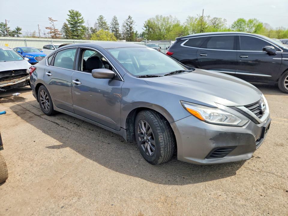 Продажа на аукционе авто 2018 Nissan Altima, vin: 1N4AL3AP6JC280697, номер лота: 50185116