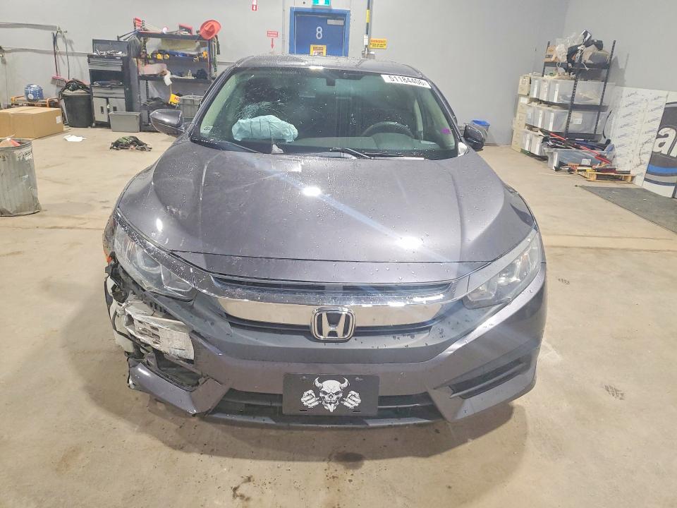 51184406 :رقم المزاد ، 2HGFC2E51JH040538 vin ، 2018 Honda Civic مزاد بيع