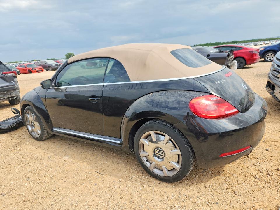 2015 Volkswagen Beetle მანქანა იყიდება აუქციონზე, vin: 3VW517AT7FM806392, აუქციონის ნომერი: 49955876