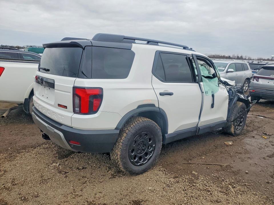 Продажа на аукционе авто 2026 Honda Passport, vin: 5FNYF9H84TB053029, номер лота: 48759126