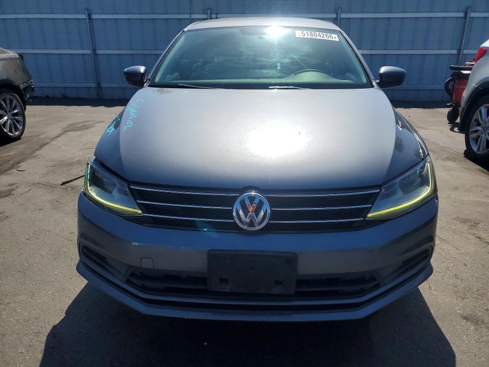 51804266 :رقم المزاد ، 3VW2B7AJ8HM360738 vin ، 2017 Volkswagen Jetta مزاد بيع