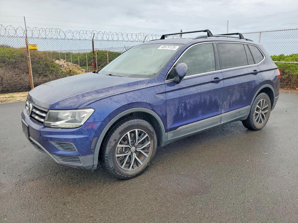 48679126 :رقم المزاد ، 3VV3B7AX5MM082582 vin ، 2021 Volkswagen Tiguan مزاد بيع