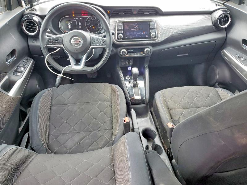 50061096 :رقم المزاد ، 3N1CP5CU0JL511946 vin ، 2018 Nissan Kicks مزاد بيع