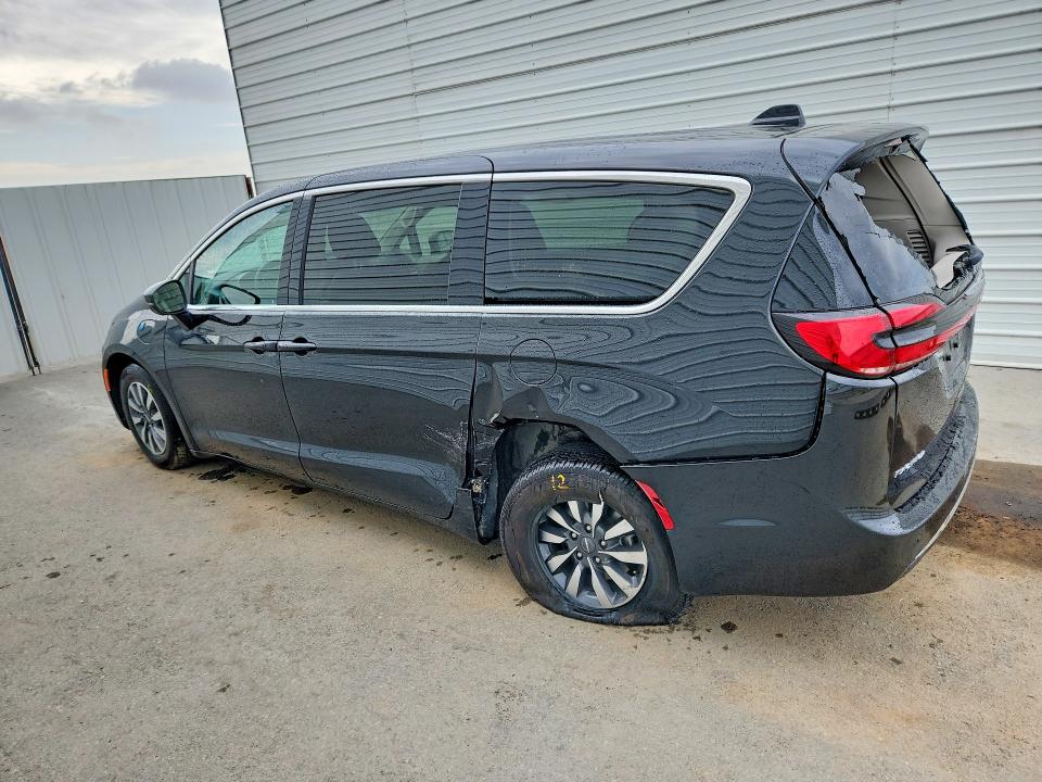 Продажа на аукционе авто 2023 Chrysler Pacifica, vin: 2C4RC1L77PR632510, номер лота: 51801226