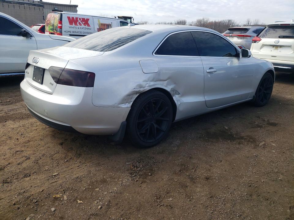 46806096 :رقم المزاد ، WAULFAFR8DA080300 vin ، 2013 Audi A5 مزاد بيع