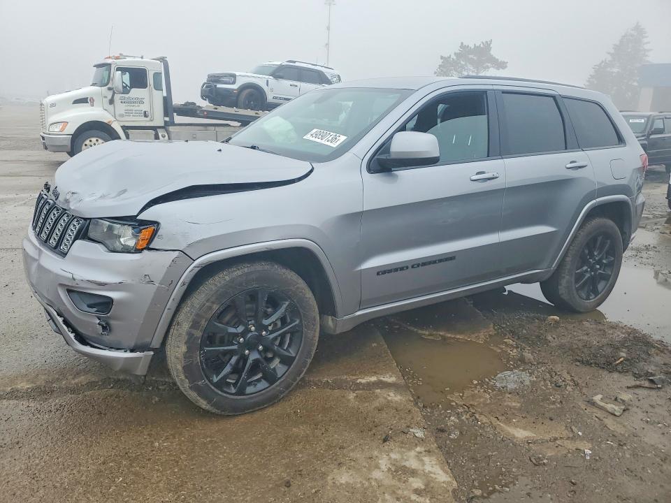 49890136 :رقم المزاد ، 1C4RJFAG5JC360478 vin ، 2018 Jeep Grand Cherokee مزاد بيع