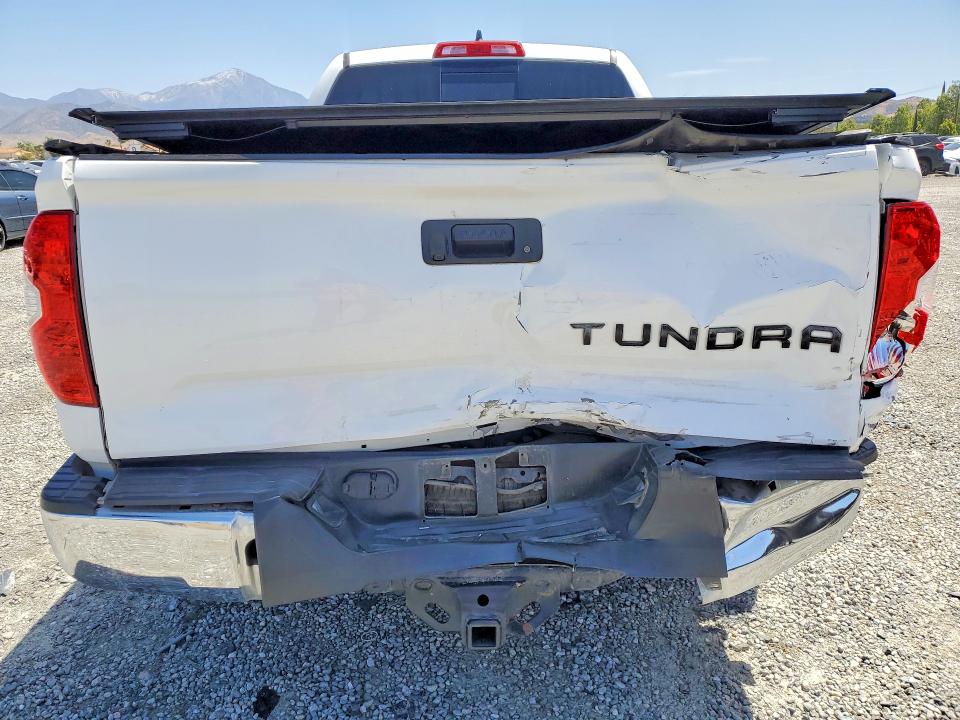 51670686 :رقم المزاد ، 5TFRY5F19LX270031 vin ، 2020 Toyota Tundra مزاد بيع