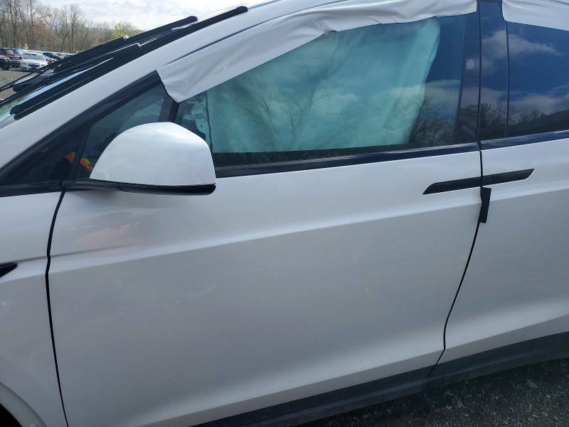 2024 Tesla Model X მანქანა იყიდება აუქციონზე, vin: 7SAXCAE50RF439717, აუქციონის ნომერი: 78917235