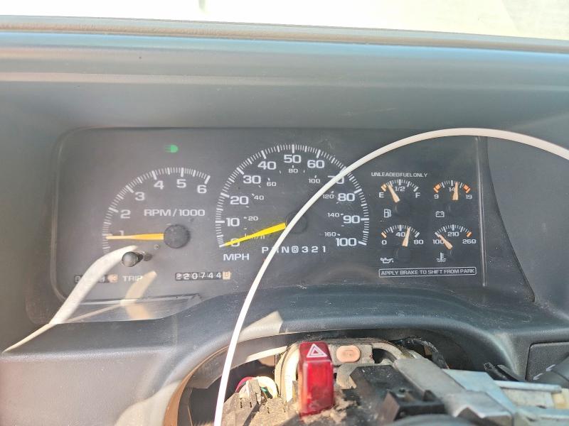 Продаж на аукціоні авто 2000 Chevrolet Gmt-400, vin: 1GCGK23RXYF460323, номер лоту: 50311616