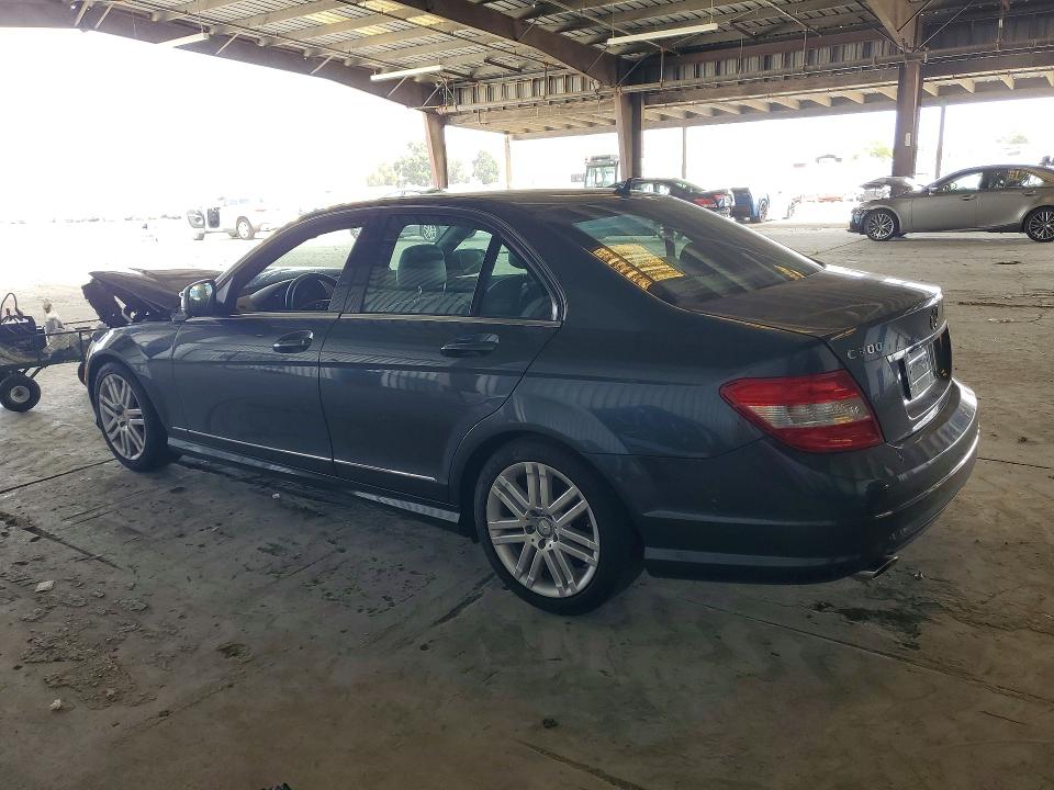 51346486 :رقم المزاد ، WDDGF54X89R083211 vin ، 2009 Mercedes-benz C مزاد بيع