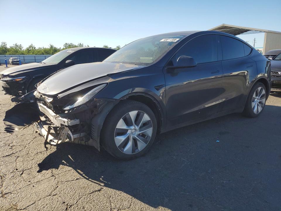 2024 Tesla Model Y მანქანა იყიდება აუქციონზე, vin: 7SAYGDED9RF073242, აუქციონის ნომერი: 48811596