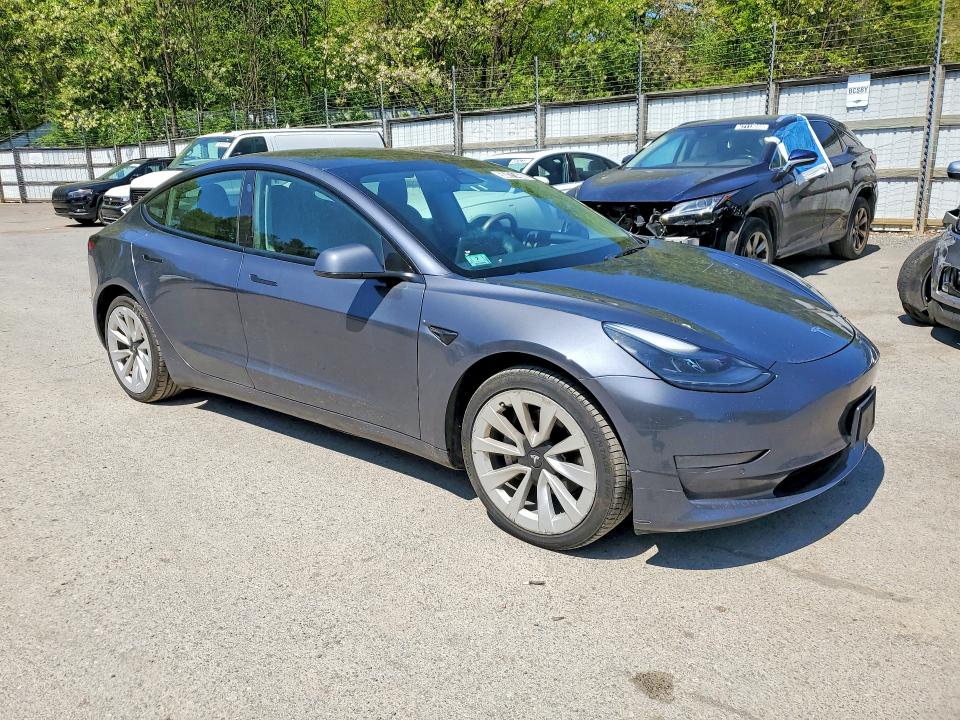 50471466 :رقم المزاد ، 5YJ3E1EA4NF289107 vin ، 2022 Tesla Model 3 مزاد بيع