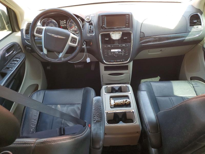 2015 Chrysler Town & Country მანქანა იყიდება აუქციონზე, vin: 2C4RC1BG3FR673104, აუქციონის ნომერი: 49908726