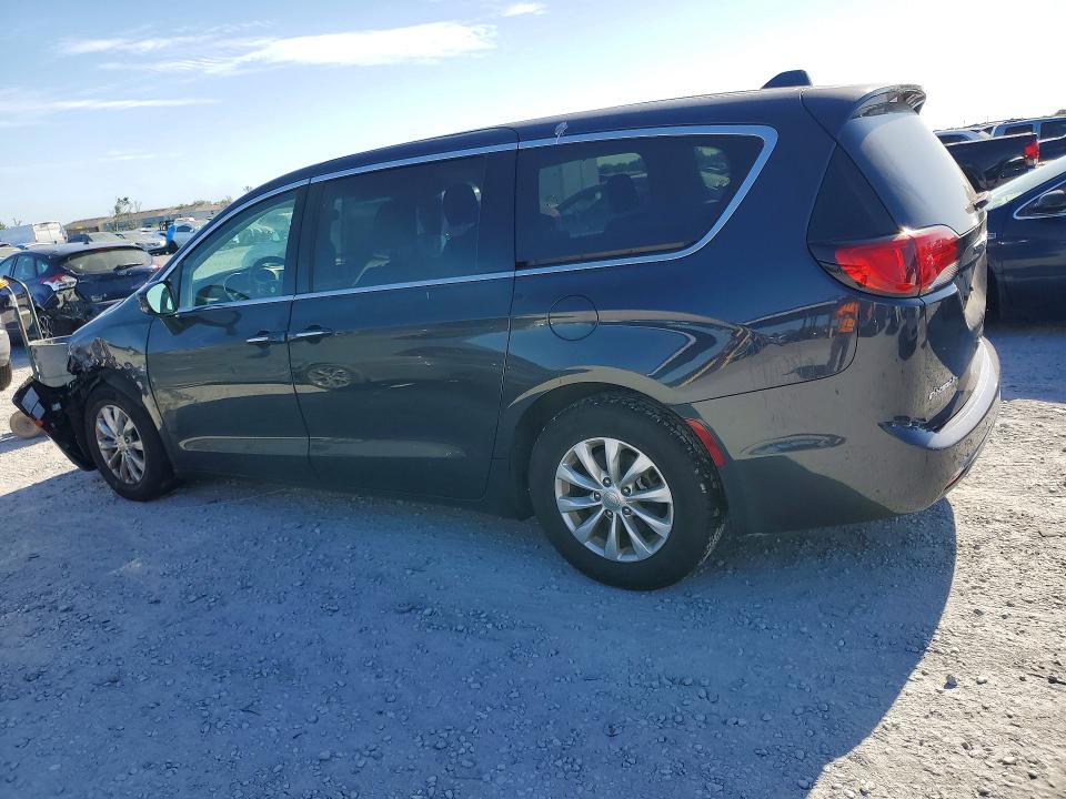 Продажа на аукционе авто 2019 Chrysler Pacifica, vin: 2C4RC1FG3KR734147, номер лота: 50447746