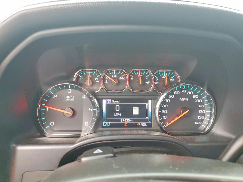 51611776 :رقم المزاد ، 3GCUKSEJ2JG421594 vin ، 2018 Chevrolet Silverado مزاد بيع