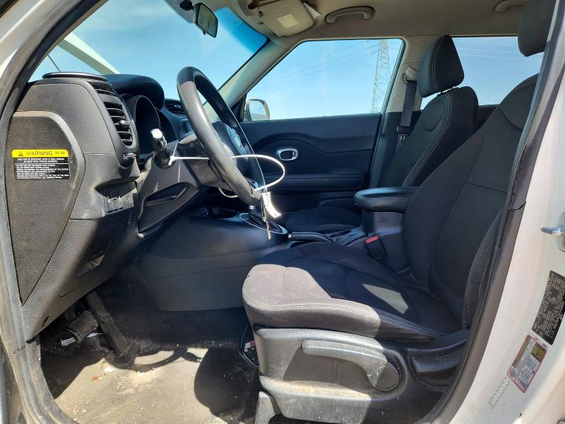 49920786 :رقم المزاد ، KNDJN2A21H7449353 vin ، 2017 Kia Soul مزاد بيع