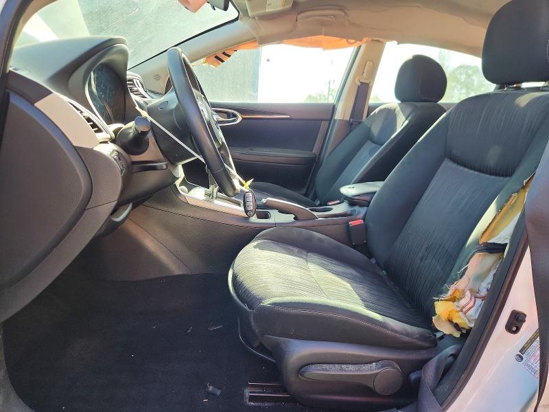 49175786 :رقم المزاد ، 3N1AB7AP8KY427876 vin ، 2019 Nissan Sentra مزاد بيع