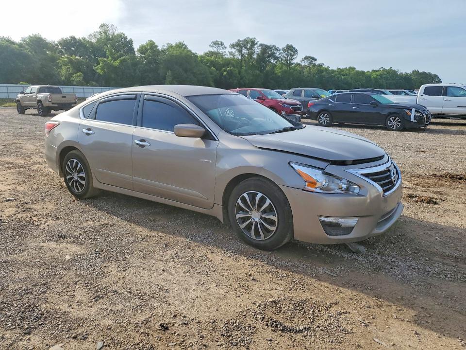 Продажа на аукционе авто 2015 Nissan Altima, vin: 1N4AL3AP2FN860329, номер лота: 49989886