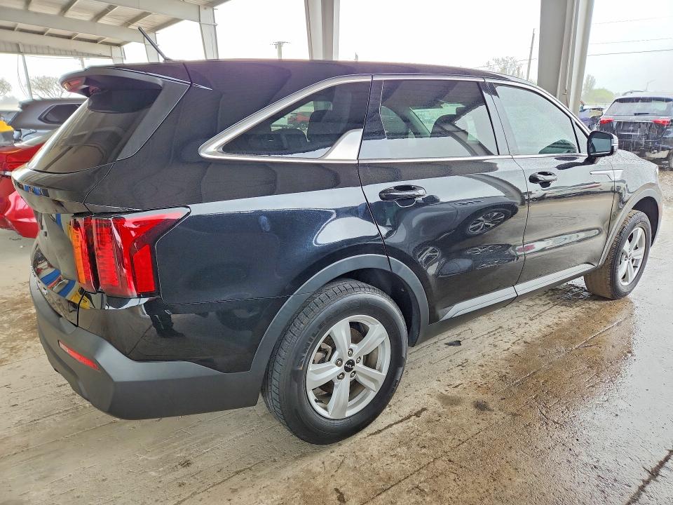 49483506 :رقم المزاد ، 5XYRGDLC9NG085079 vin ، 2022 Kia Sorento مزاد بيع