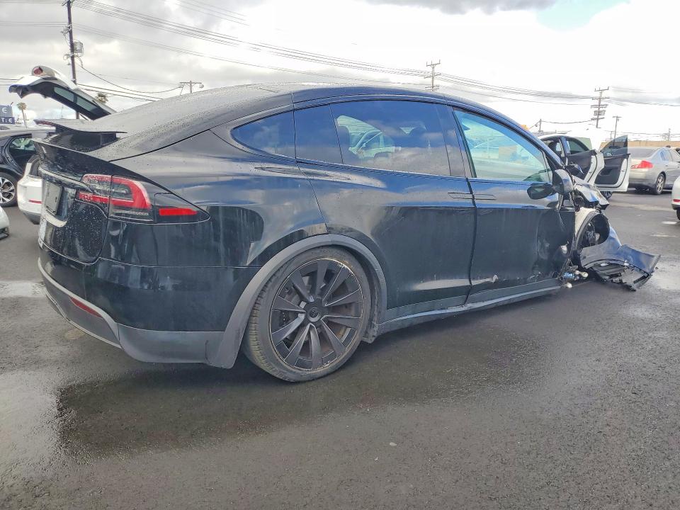 Продажа на аукционе авто 2023 Tesla Model X, vin: 7SAXCBE55PF403511, номер лота: 48263246