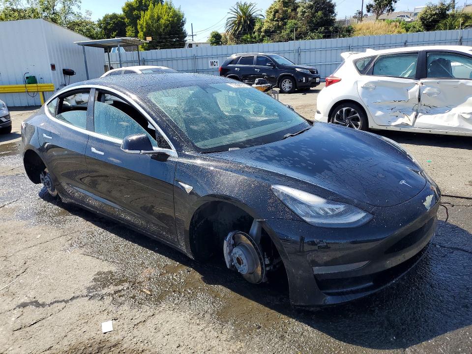 2019 Tesla Model 3 მანქანა იყიდება აუქციონზე, vin: 5YJ3E1EA5KF410240, აუქციონის ნომერი: 48312456