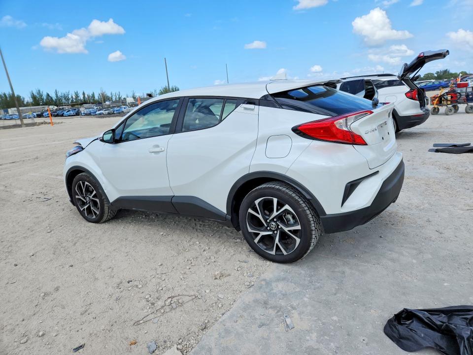 2022 Toyota C-hr მანქანა იყიდება აუქციონზე, vin: NMTKHMBX4NR147962, აუქციონის ნომერი: 51110156