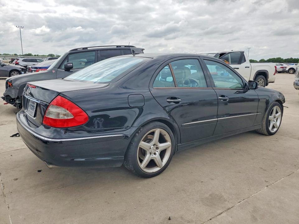 49876516 :رقم المزاد ، WDBUF56X79B383629 vin ، 2009 Mercedes-benz E مزاد بيع