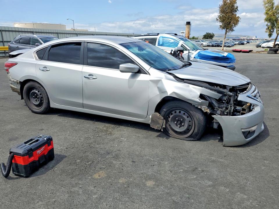 51515586 :رقم المزاد ، 1N4AL3AP7FC186206 vin ، 2015 Nissan Altima مزاد بيع