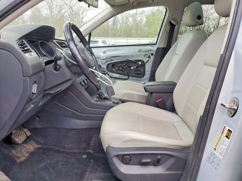 49576086 :رقم المزاد ، 3VV2B7AXXJM027682 vin ، 2018 Volkswagen Tiguan مزاد بيع