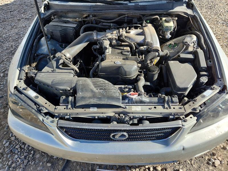 50923156 :رقم المزاد ، JTHBD182010011119 vin ، 2001 Lexus Is مزاد بيع