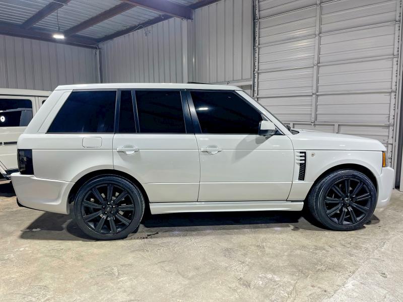 50856876 :رقم المزاد ، SALMF1E46BA357805 vin ، 2011 Land Rover Range Rover مزاد بيع