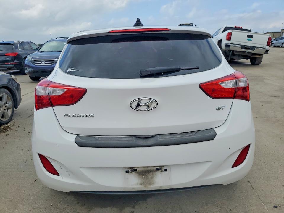 2013 Hyundai Elantra Gt მანქანა იყიდება აუქციონზე, vin: KMHD35LE4DU121329, აუქციონის ნომერი: 50685896