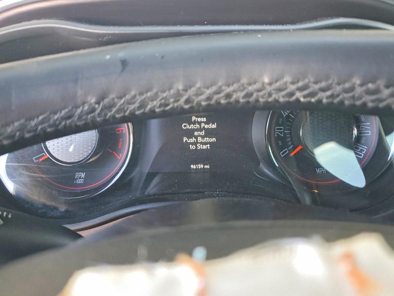 47662556 :رقم المزاد ، 2C3CDZBT0JH128107 vin ، 2018 Dodge Challenger مزاد بيع