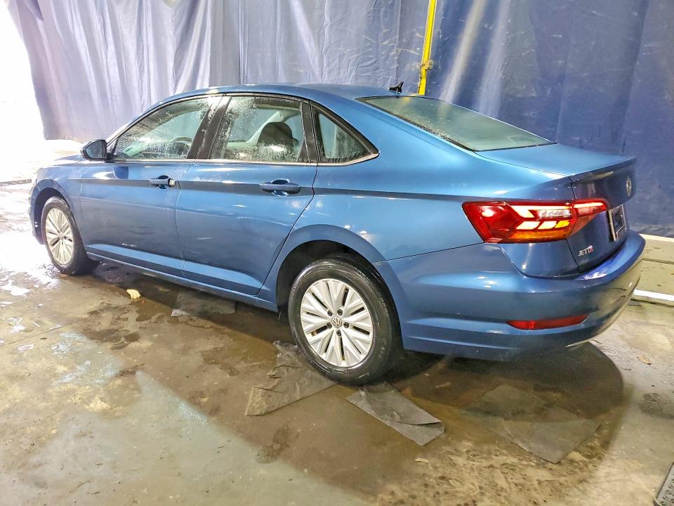 47664296 :رقم المزاد ، 3VWC57BU5KM151775 vin ، 2019 Volkswagen Jetta مزاد بيع