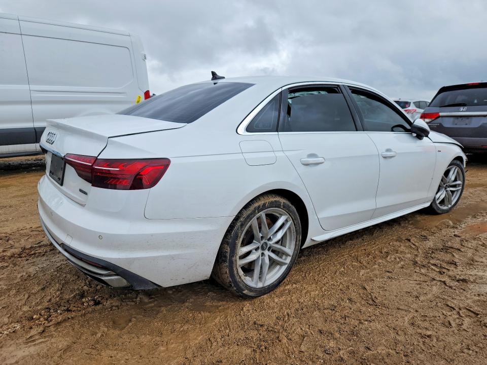 Aukcja sprzedaży 2024 Audi A4, vin: WAUEAAF45RN003735, numer aukcji: 50821596