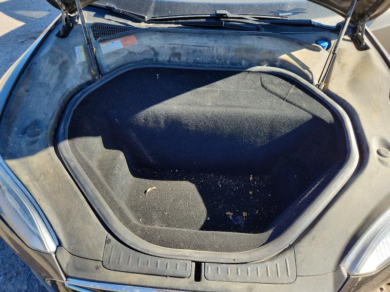 Продаж на аукціоні авто 2015 Tesla Model S, vin: 5YJSA1E21FF114119, номер лоту: 48794976