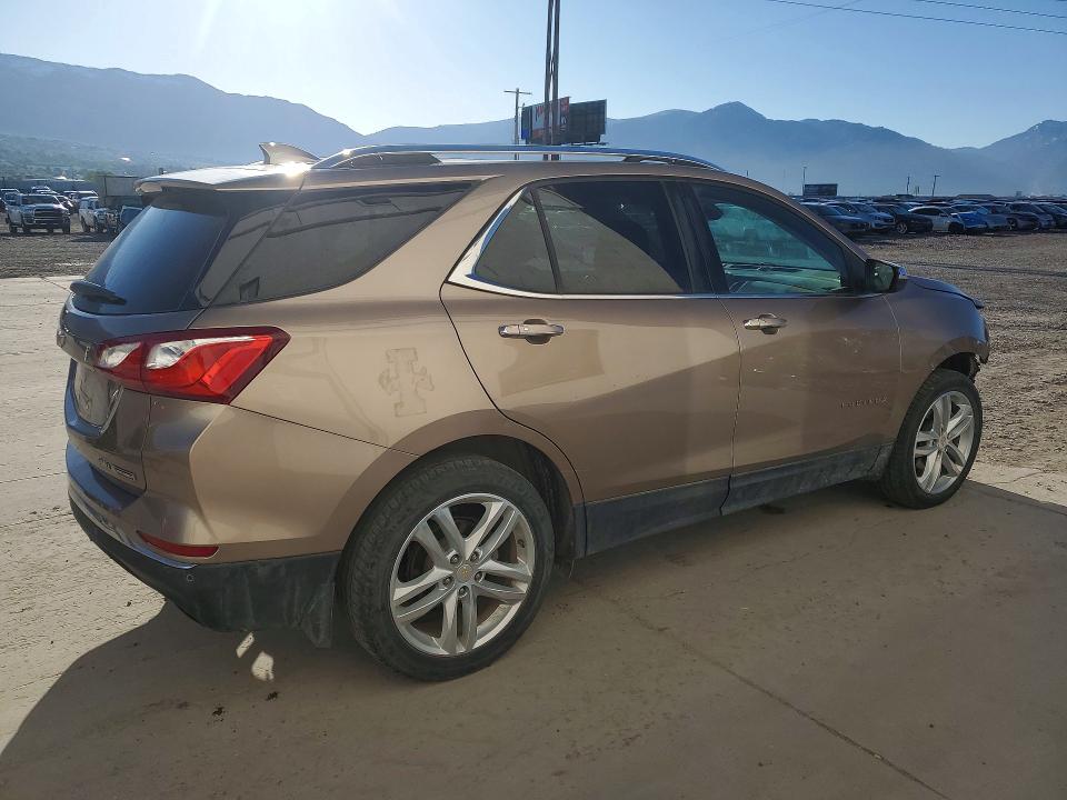Продаж на аукціоні авто 2018 Chevrolet Equinox, vin: 2GNAXWEX1J6226556, номер лоту: 51350876