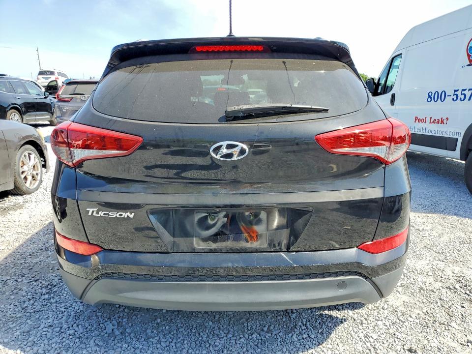 51838386 :رقم المزاد ، KM8J33A44HU466996 vin ، 2017 Hyundai Tucson مزاد بيع