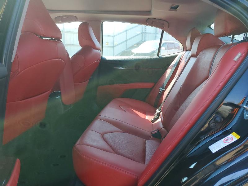 Продаж на аукціоні авто 2018 Toyota Camry, vin: 4T1BZ1HK8JU002241, номер лоту: 49144016