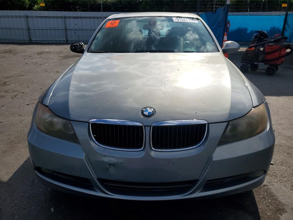 51527166 :رقم المزاد ، WBAVB13526KX49227 vin ، 2006 Bmw 325 مزاد بيع