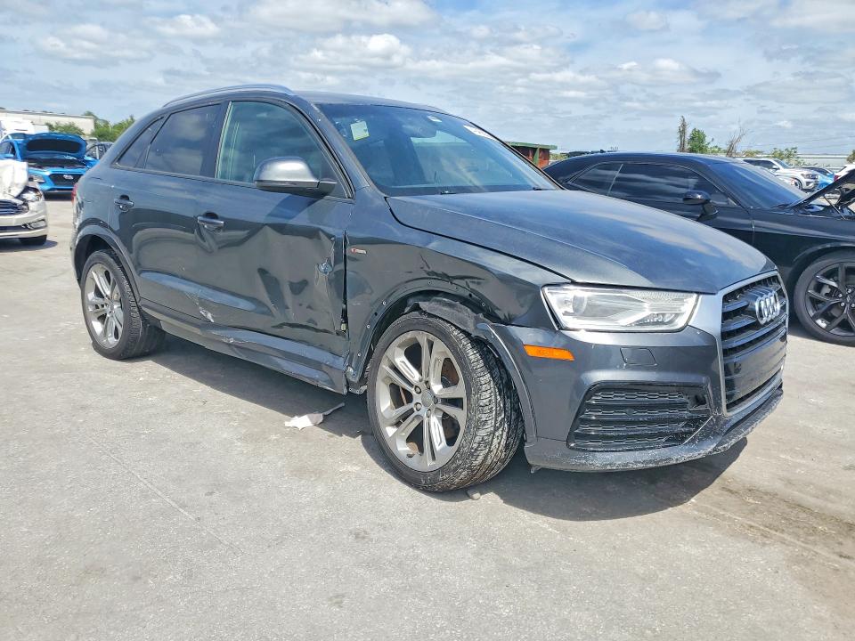 49468056 :رقم المزاد ، WA1BCCFS2JR015181 vin ، 2018 Audi Q3 مزاد بيع